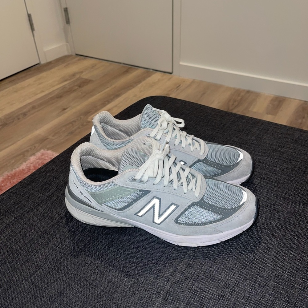 New balance 990v5